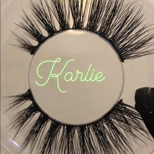 Lashes in karlie